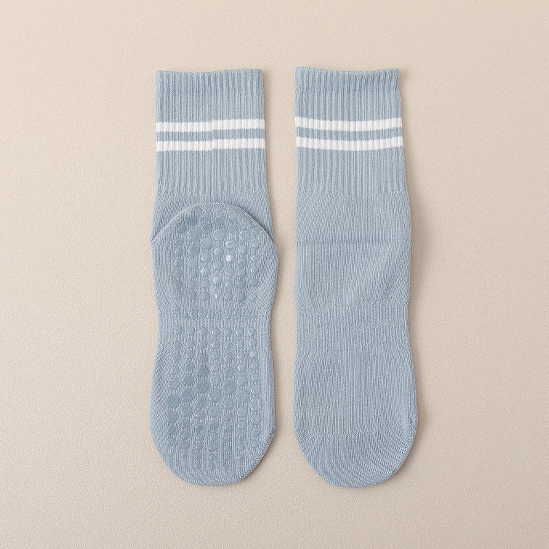 Non Slip Yoga Socks with Five Toe Design for Better Grip Fit