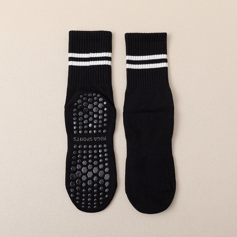 Non Slip Yoga Socks with Five Toe Design for Better Grip Fit