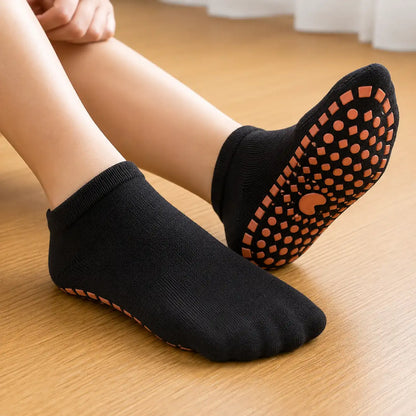 Non-Slip Cotton Yoga Socks with Grip for Pilates & Barre Vendula Care (1)