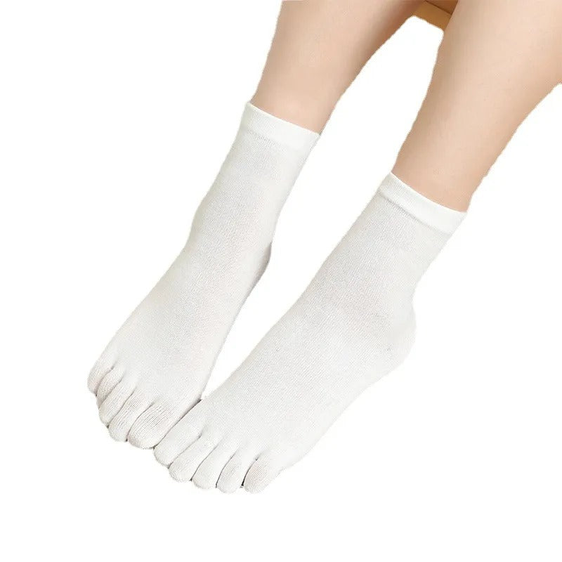Seamless Mid-Tube Socks – Soft Comfort Fit for Daily Wear Vendula Care 02