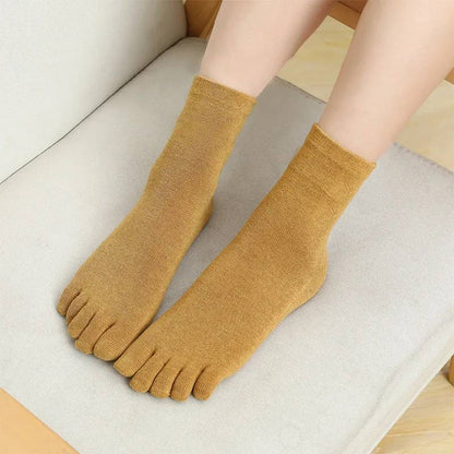 Seamless Mid-Tube Socks – Soft Comfort Fit for Daily Wear Vendula Care 04