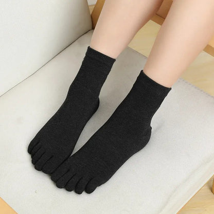 Seamless Mid-Tube Socks – Soft Comfort Fit for Daily Wear Vendula Care 06