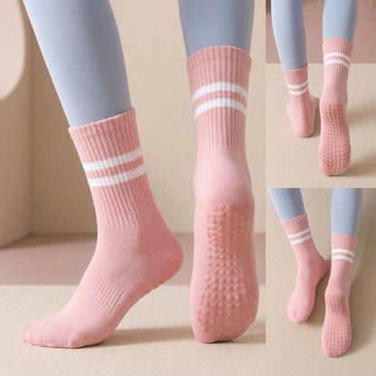 Women's Non Slip Yoga Socks with Silicone Grip for Pilates (13)