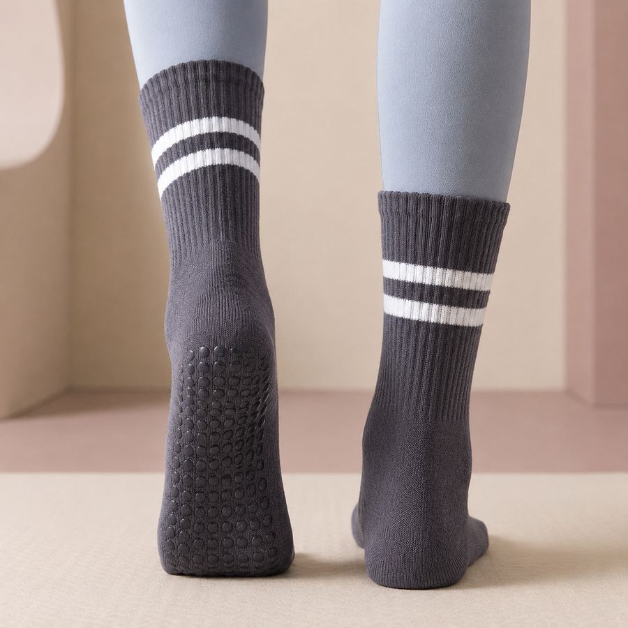 Women's Non Slip Yoga Socks with Silicone Grip for Pilates (6)