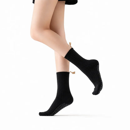 Yoga Socks for Women with Non-Slip Grip for Daily Practice Vendula Care 07