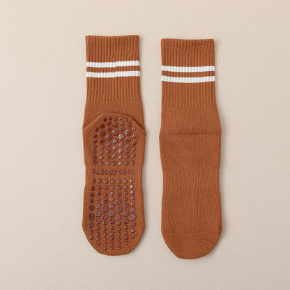Non Slip Yoga Socks with Five Toe Design for Better Grip Fit